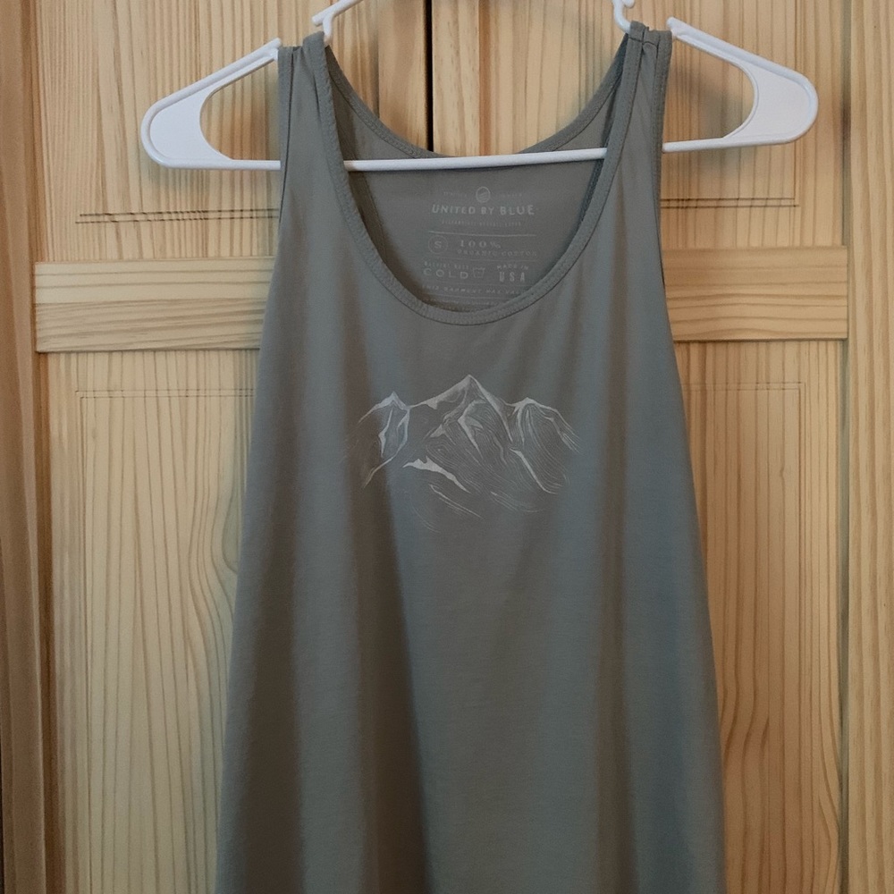 Tank top!